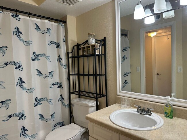 Building Photo - 2/2 Fully Furnished Condo in Orlando