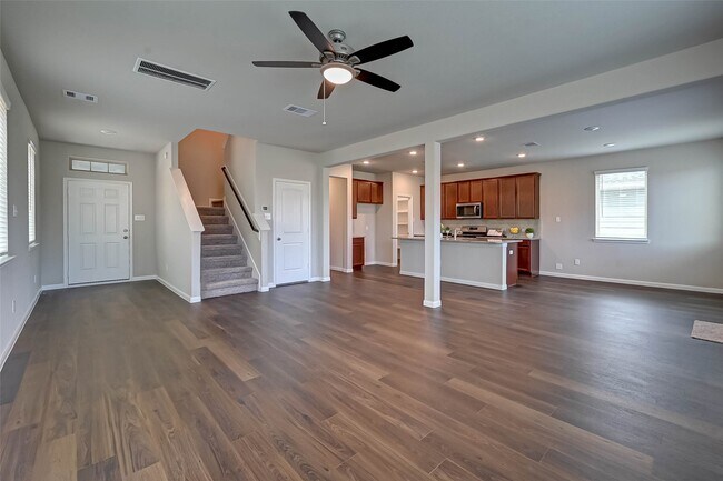 Building Photo - 21450 Holly Heights Rd