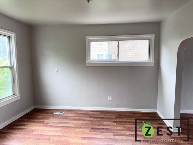 Building Photo - Beautifully Remodeled Home!