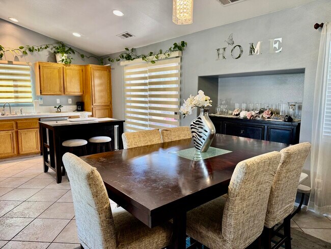 Building Photo - 13539 Quinta Way