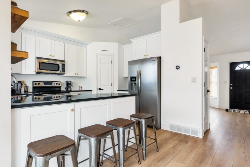 Building Photo - 6167 Eagle Nest Dr