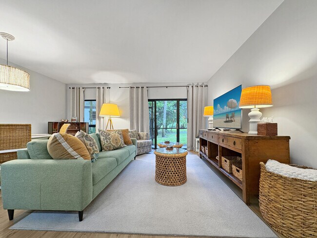 Primary Photo - 13334 Polo Club Rd