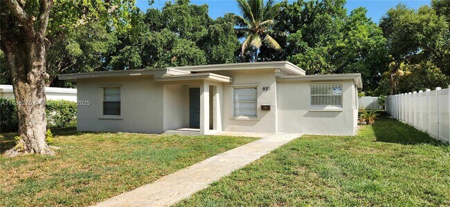 Primary Photo - 830 NE 143rd St