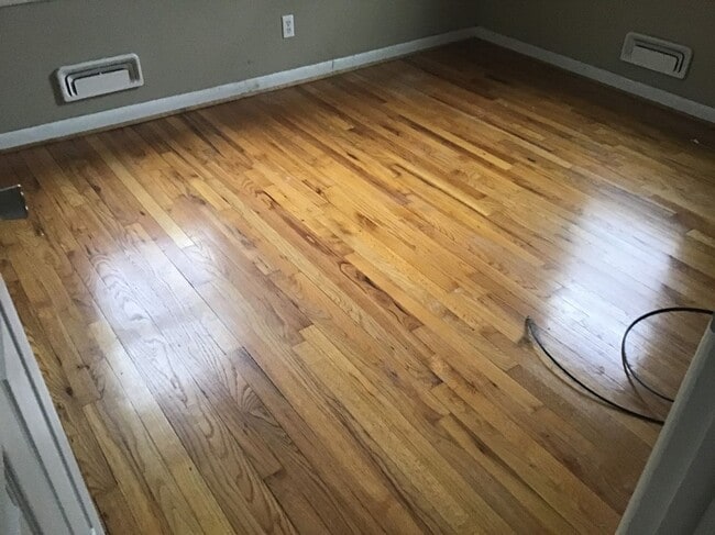 Building Photo - COMING SOON! - Newly Renovated 3Bd, 2Bth i...