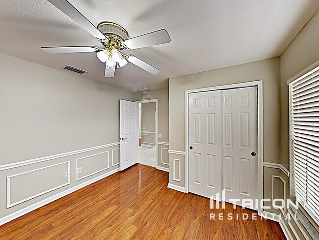 Building Photo - 806 Sea Holly Dr