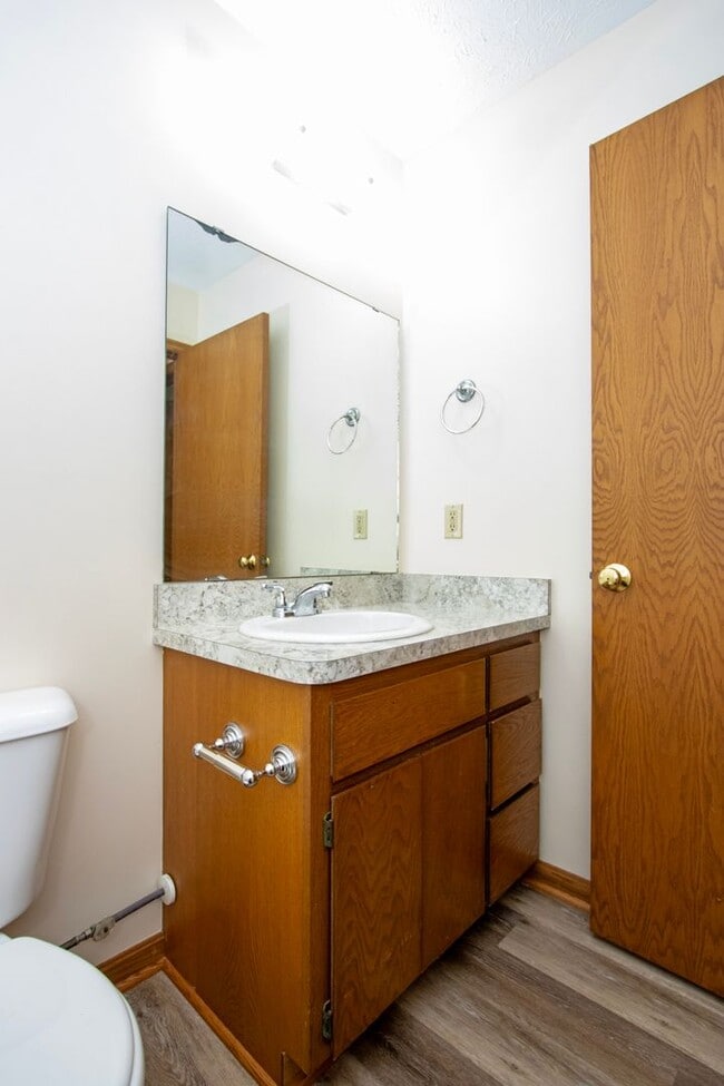Building Photo - Three bedroom duplex