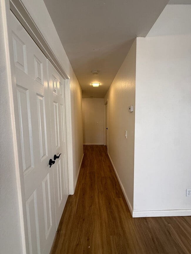 Building Photo - Located in Bauer Estates Near The Country ...