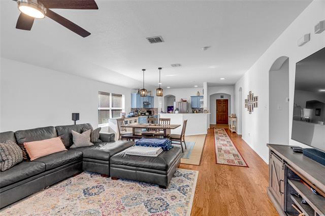 Building Photo - 3524 Lake Hill Ln