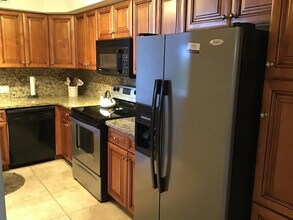 Building Photo - 2940 N Course Dr