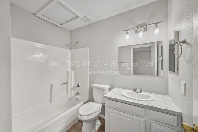 Building Photo - 9953 E Billings St