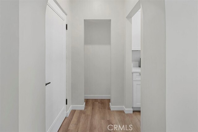 Building Photo - 1827 E 4th St