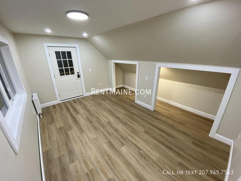 Building Photo - 46 Main Rd S