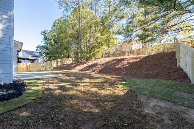 Building Photo - 2871 Belfaire Lake Dr