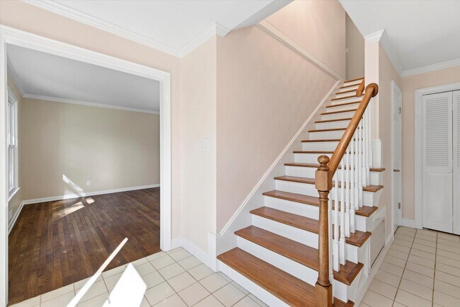 Building Photo - 602 Middlebrooks Cir