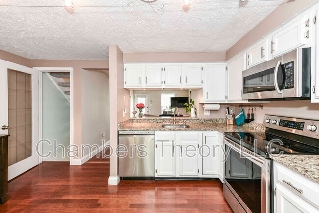 Building Photo - 1661 Fieldthorn Dr