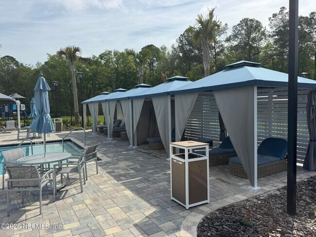 Building Photo - 15512 Whispering Fir Dr