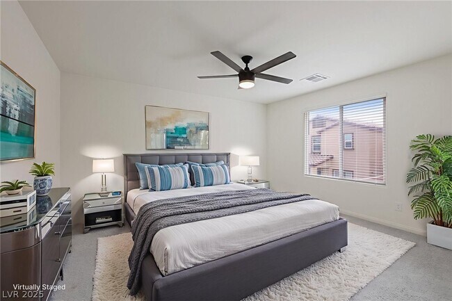 Building Photo - 10971 Meridian Flds Ave