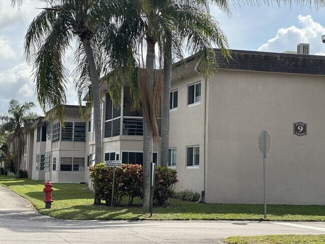 Building Photo - 500 Bonnie Blvd