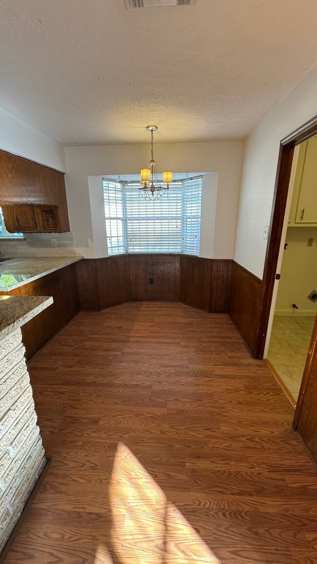 Building Photo - 9207 Portal Dr