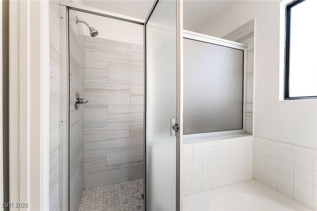 Building Photo - 2717 Lovington Dr