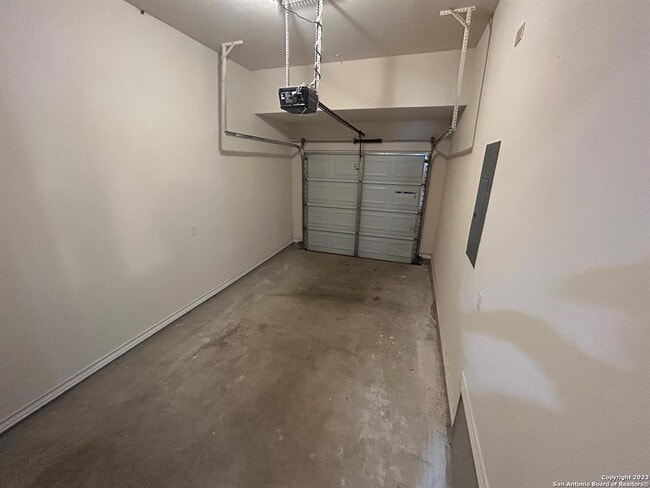 Building Photo - 622 Meadow Arbor Ln