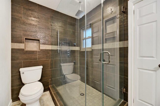 Building Photo - 2507 Coatbridge Dr