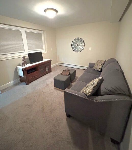 Building Photo - 55A Boulevard Ave