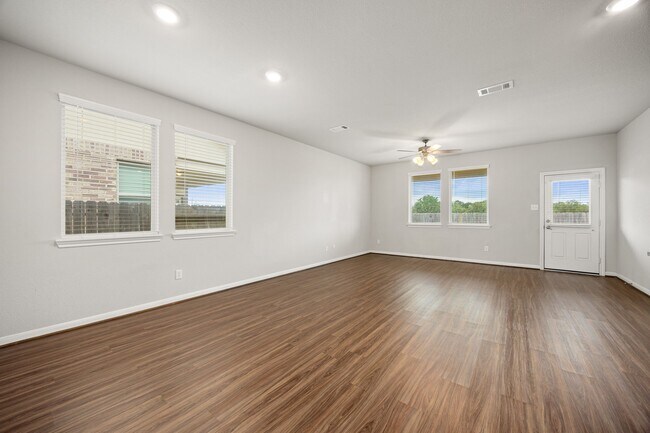 Building Photo - 10046 Granite Grove Ln