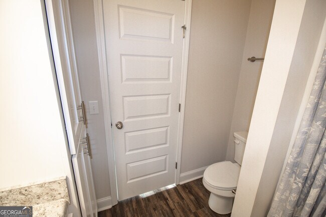 Building Photo - 603 N Kevin Ct