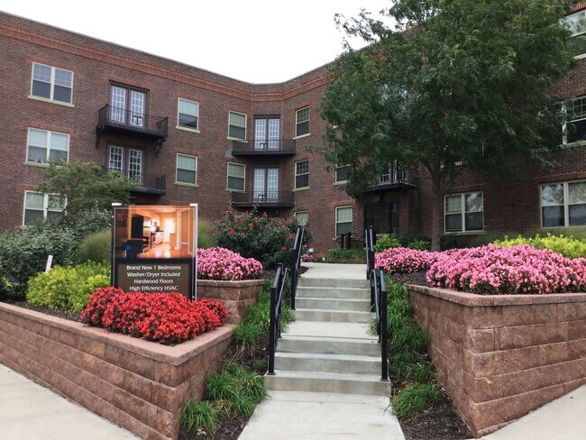 Building Photo - The Terrace on Jackson