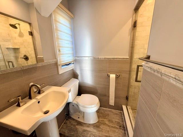 Building Photo - 22 Andover Ln