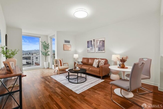 Building Photo - Luxury Condo at The Palms located in South of Market San Francisco