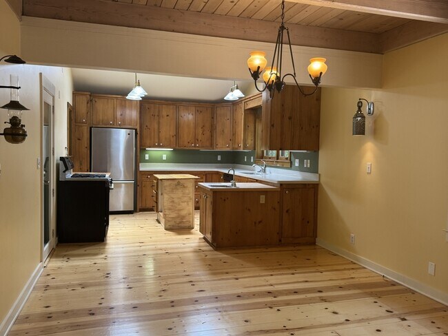 Building Photo - 13216 Tranquility Ln