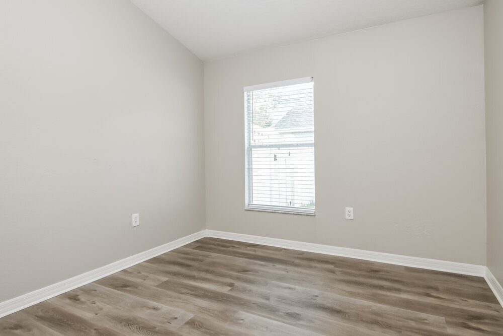 Building Photo - 143 Southampton Dr