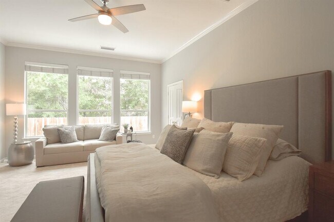 Building Photo - 7 E Shale Creek Cir