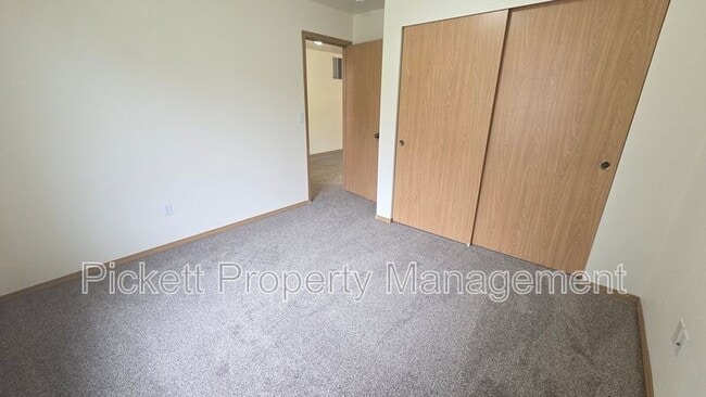 Building Photo - 2122 Tidepool Pl E