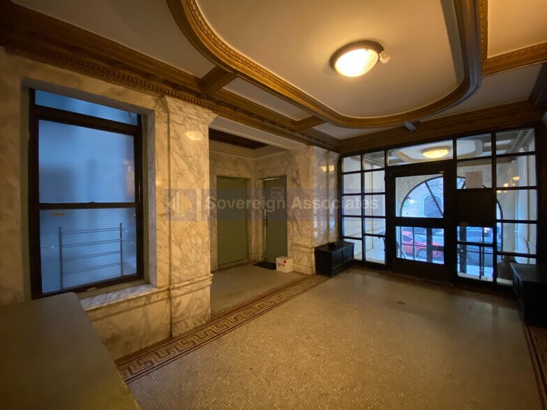 Building Photo - 255 Fort Washington Ave