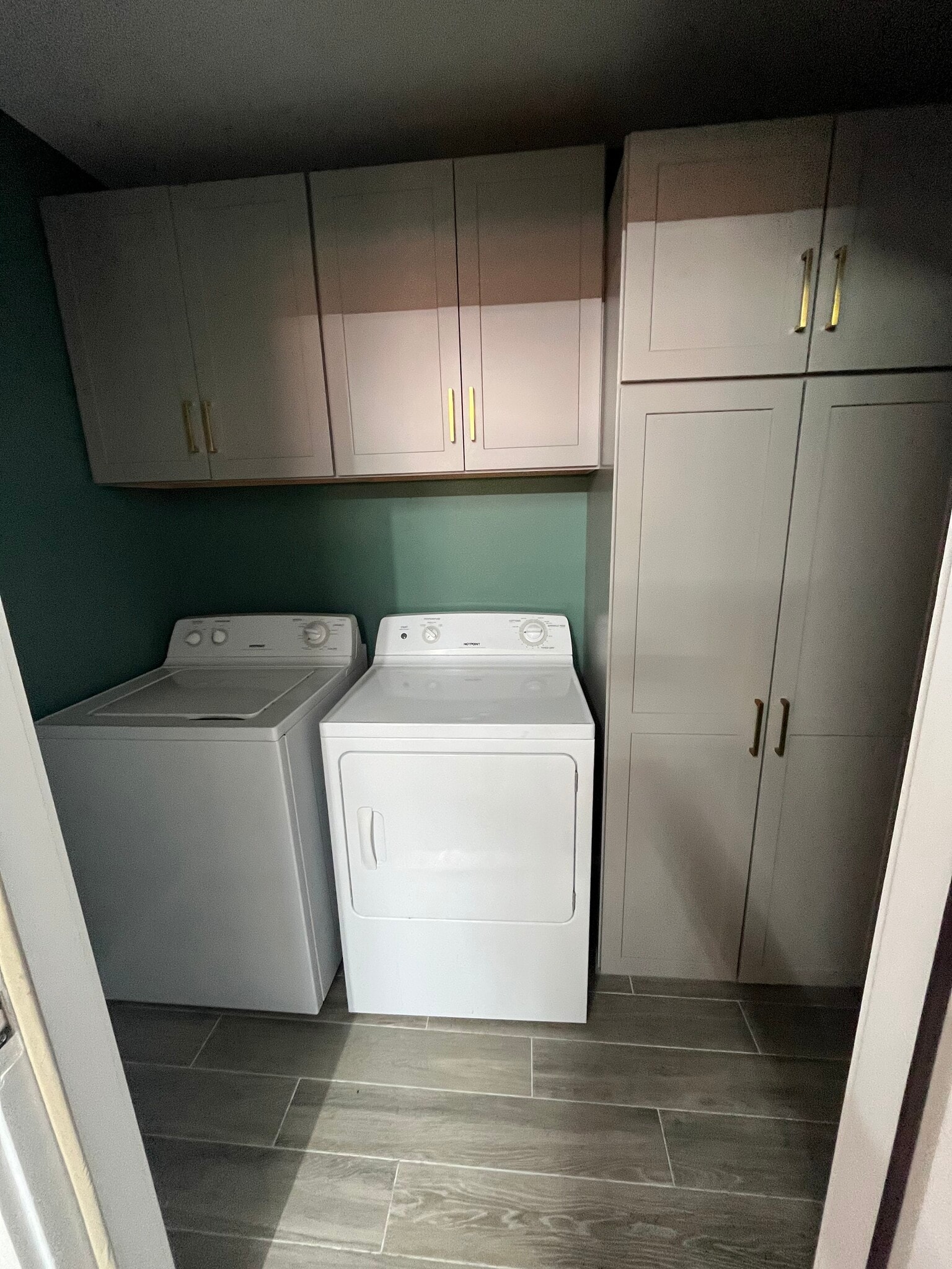 Building Photo - 100 Pecan Park Dr