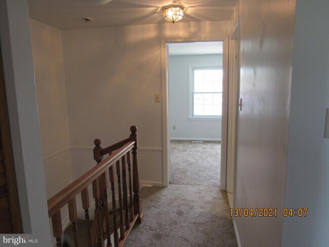 Building Photo - 9611 Heathcliff Dr