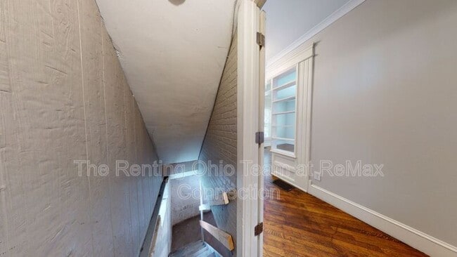Building Photo - 137 Carhart St