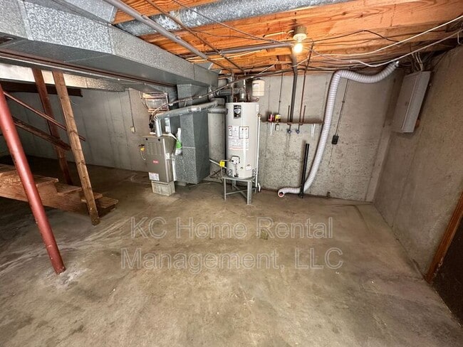 Building Photo - 8209 Webster Avenue