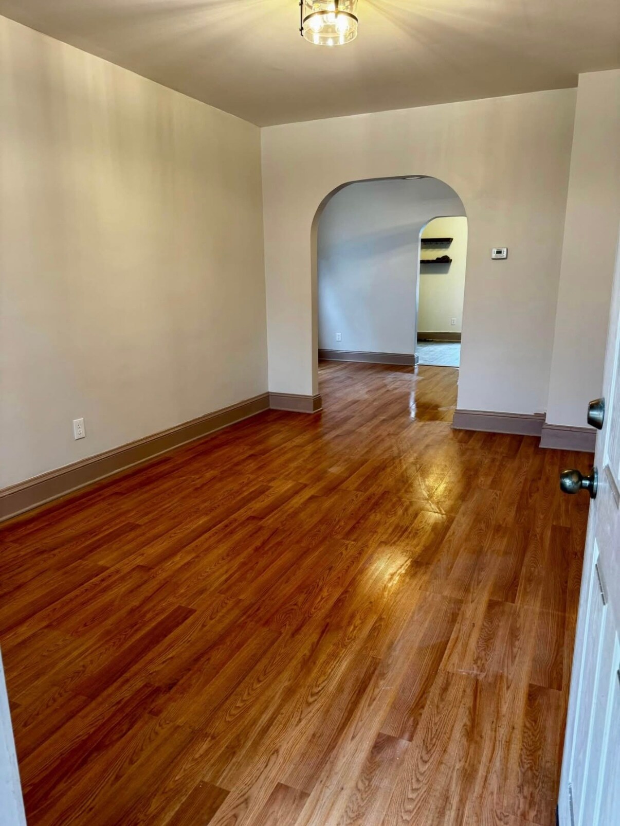Building Photo - 1322 Beach Ave