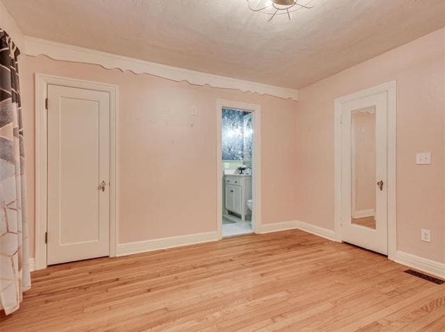 Building Photo - 4507 N Donald Ave