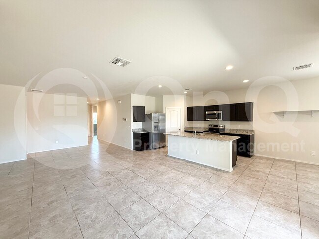 Building Photo - 4873 E Living Stone Way