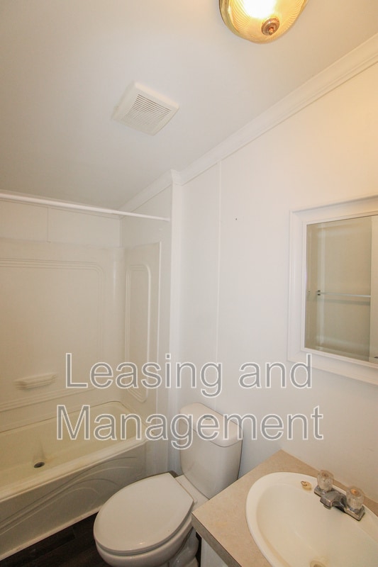 Building Photo - 3716 State Rd S-10-1333