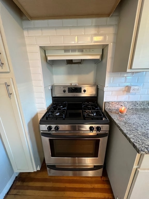 Building Photo - 17 Bowers St