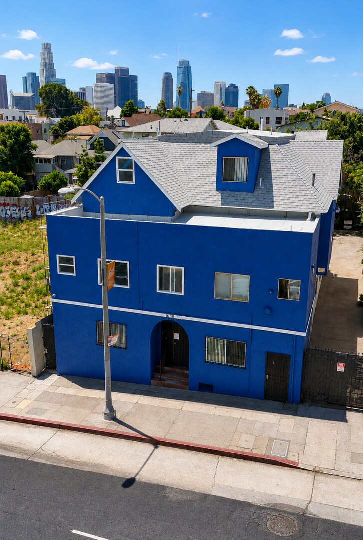 Building Photo - 1630 W Temple St