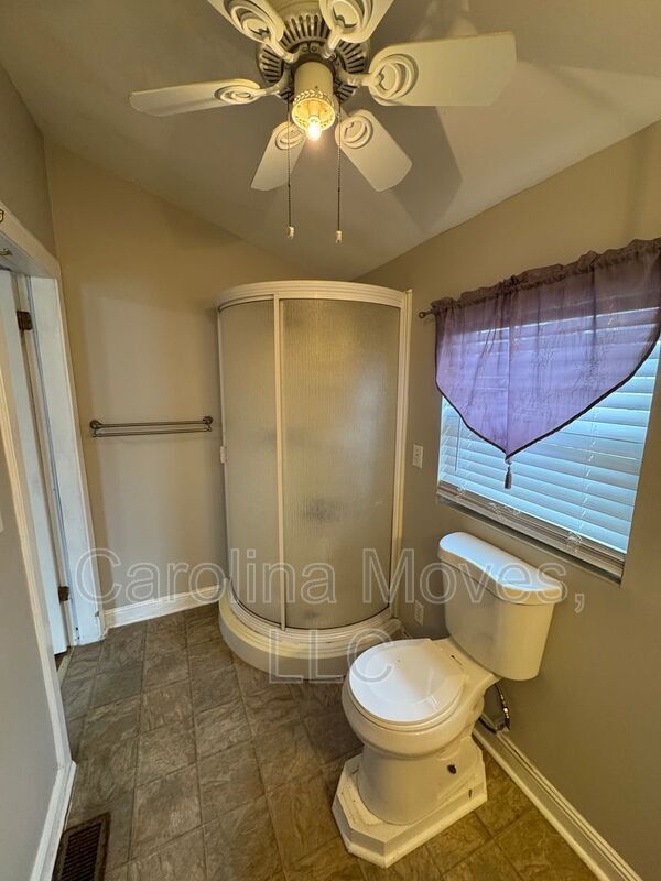 Building Photo - 101 S 7th St