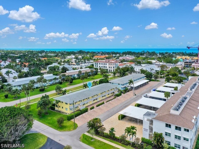 Building Photo - 473 12th Ave S