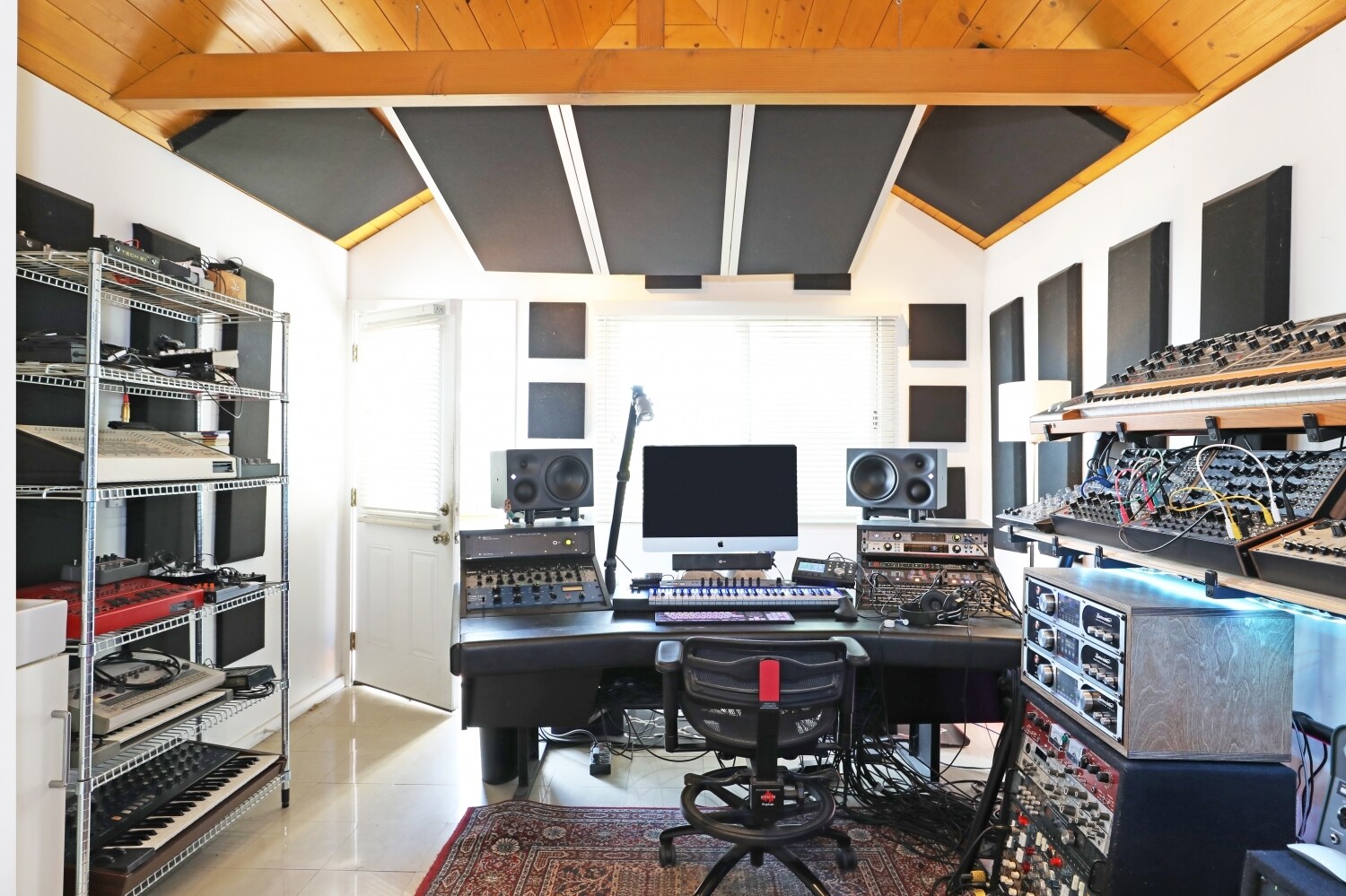 Building Photo - 1563 Lucretia Ave